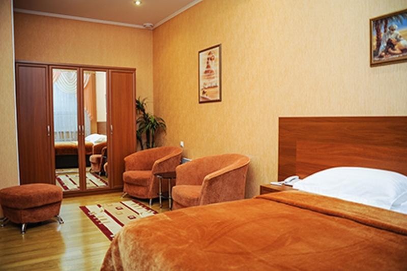 Bilyj Rojal Hotel Zaporizhia Kültér fotó
