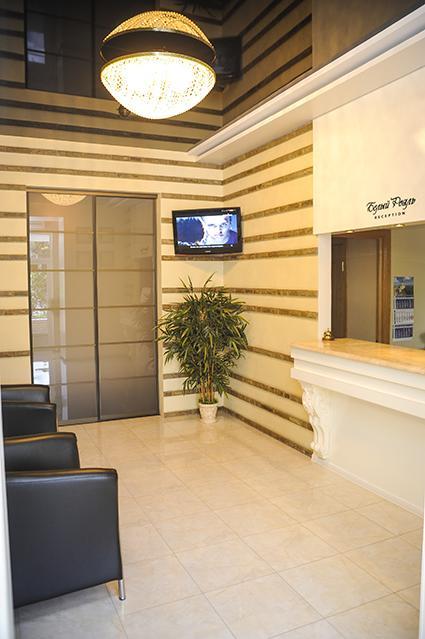 Bilyj Rojal Hotel Zaporizhia Kültér fotó